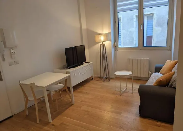 Appartement De Charme Au Coeur De La Vieille Ville